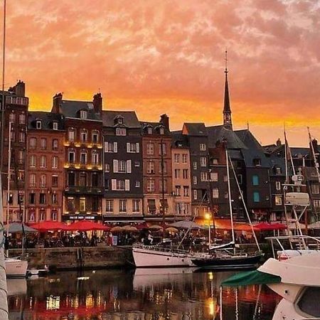 Le Petit Honfleur Appartement Buitenkant foto